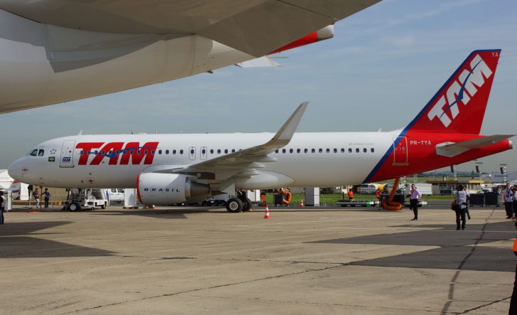 Airbus A320-214 PR-TYA TAM Brasil