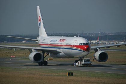 Airbus A330-243 B-6537 China Eastern
