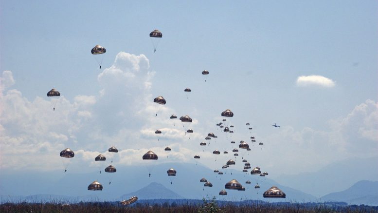 Airbus A400M completes full Paratrooper Simultaneous Dispatch