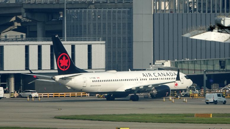 Boeing 737 MAX 8 C-FSDB Air Canada at London Heathrow