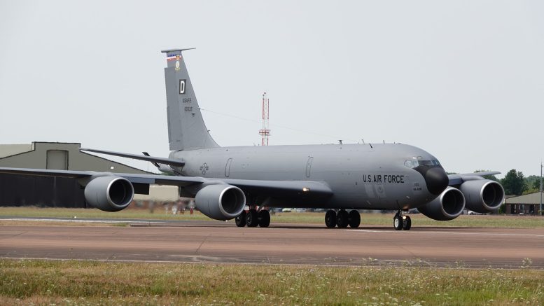 Boeing KC-135T Stratotanker 60-0335/D 351st ARS USAF