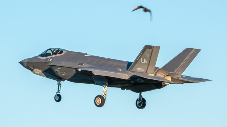 Lockheed Martin F-35A Lightning II 20-5573/LN 48FW 495FS USAF