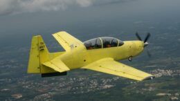 HAL HTT-40