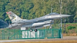 General Dynamics F-16AM Fighting Falcon 15103 Esq201 Esq301 Portuguese Air Force (3)