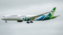Boeing 787-9 Dreamliner HZ-ARB Saudia - Saudi Arabian Airlines