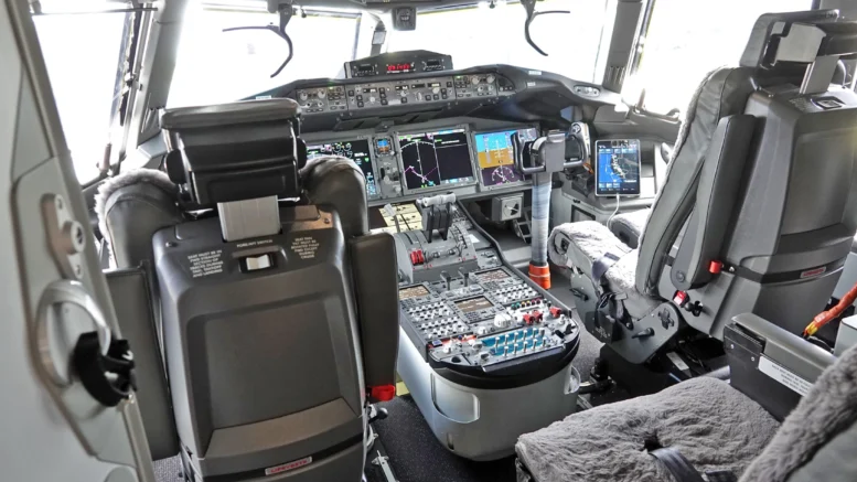 Cockpit Boeing 777-9 N779XW Boeing Company
