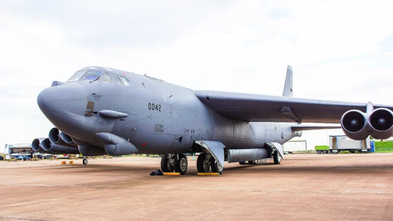 Boeing B-52H Stratofortress 60-0042/BD 93rd BS USAF