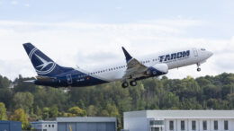 Boeing 737 MAX 8 TAROM